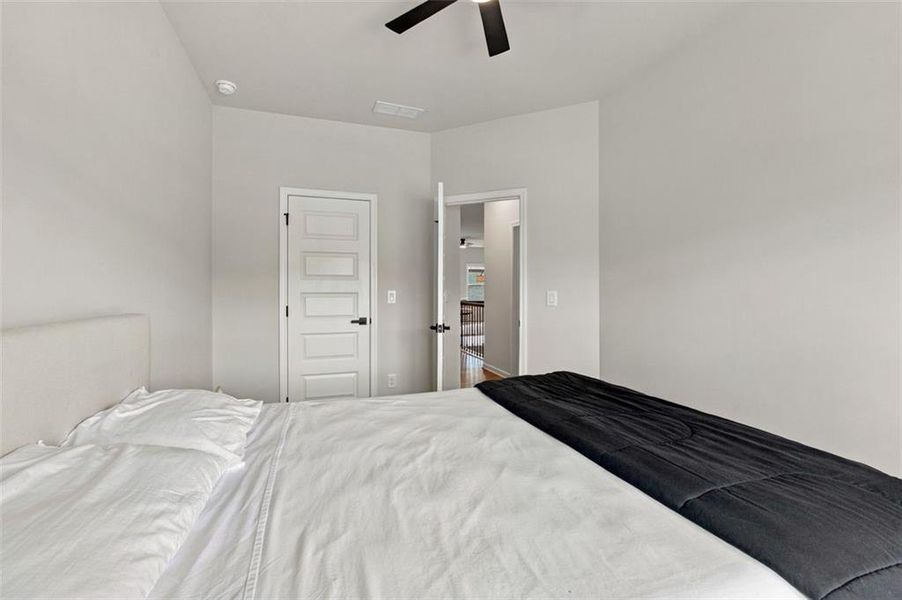 Image 52 of a home in .