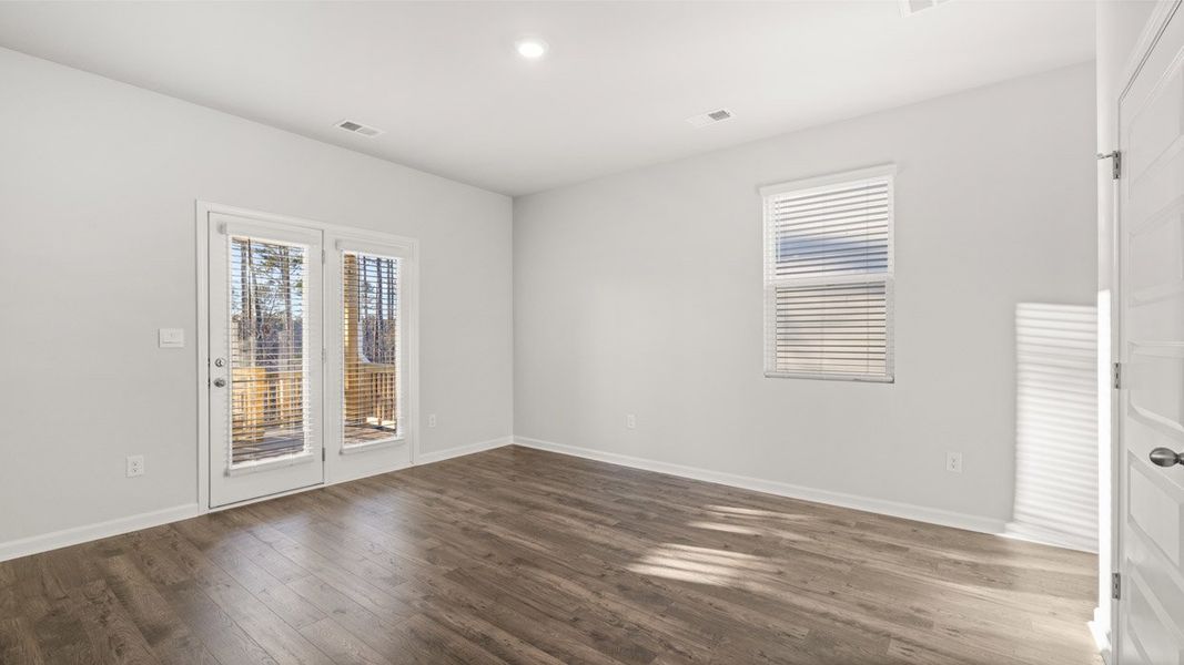 Spacious, unfurnished interior of a new home in Southwind Village, Evans (Image 18).