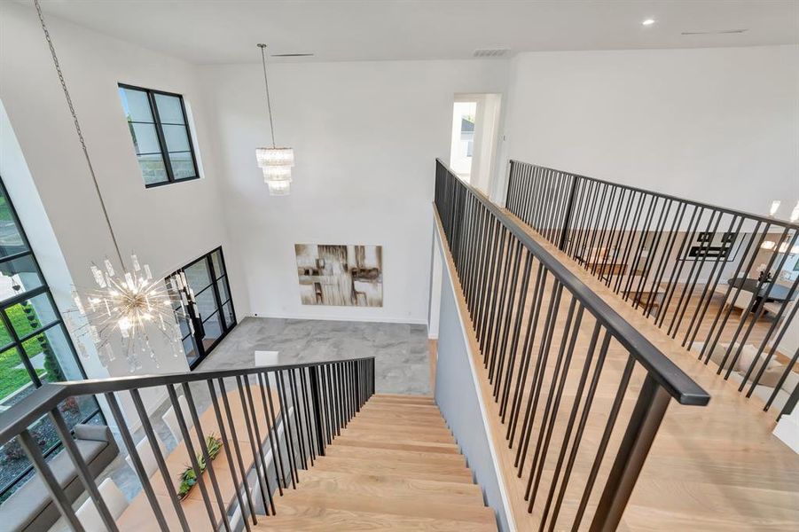 Spacious, unfurnished interior of a new home in , Dallas (Image 24).