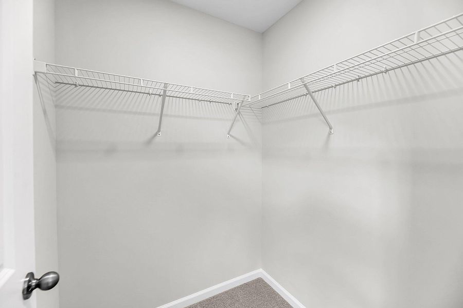 Spacious, unfurnished interior of a new home in Sweetgrass Station, Summerville (Image 40).