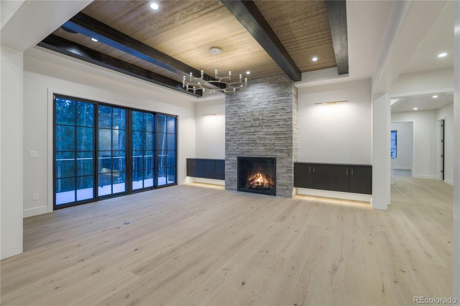 Spacious, unfurnished interior of a new home in , Keystone (Image 34).