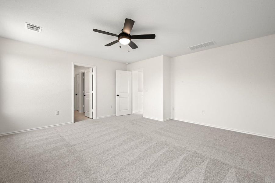 Spacious, unfurnished interior of a new home in Watermill-Heritage Collection, Uhland (Image 21). Spacious, unfurnished interior of a new home in Watermill-Heritage Collection, Uhland (Image 21).