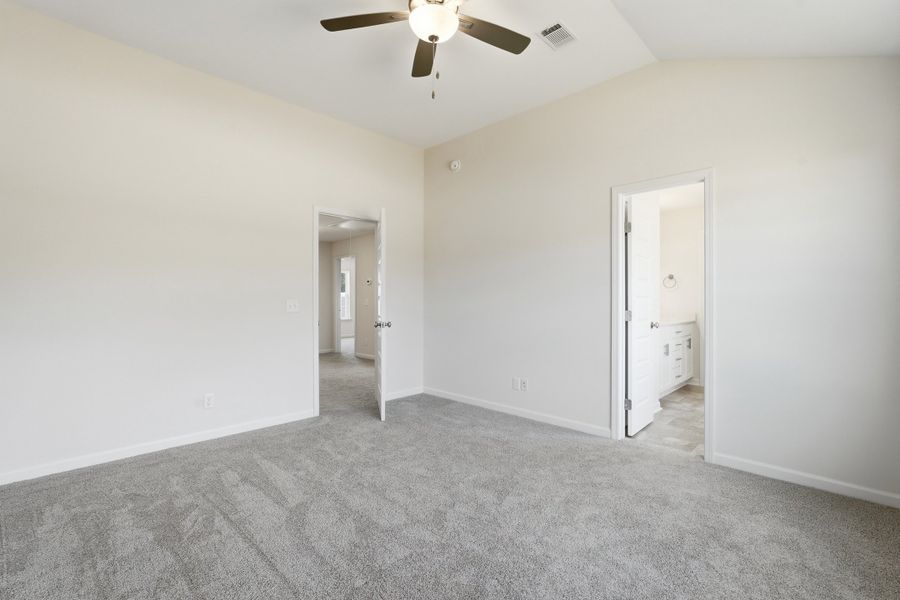 Representative unfurnished interior of a home built from the The Stacy by RTS Homes in Lakeside at Fifteen West, Hinesville (Image 25).