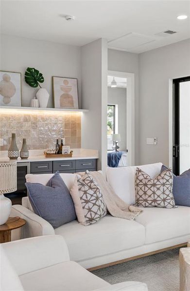 Furnished interior view inside a new home in , Orlando (Image 47).