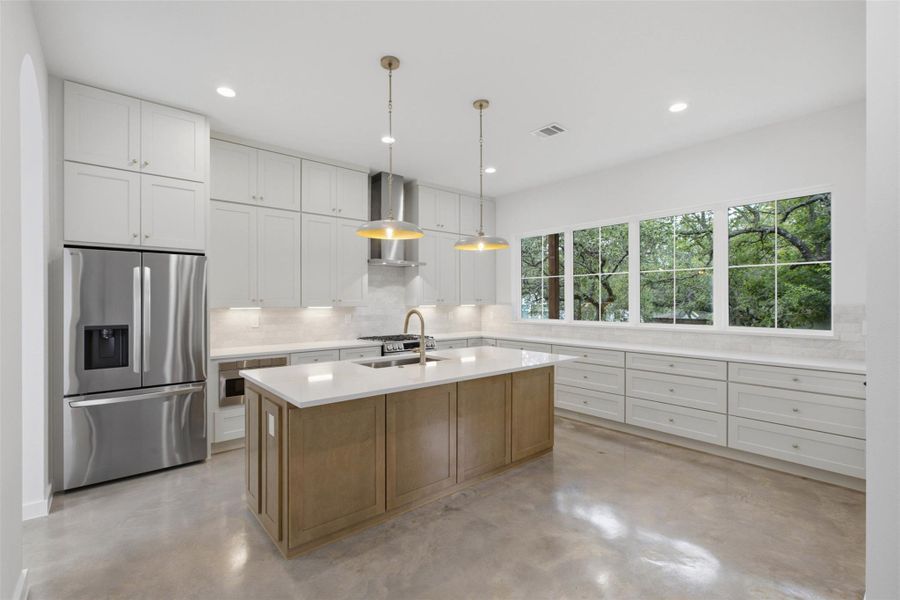 spacious countertop, great for entertaining or food prep spacious countertop, great for entertaining or food prep