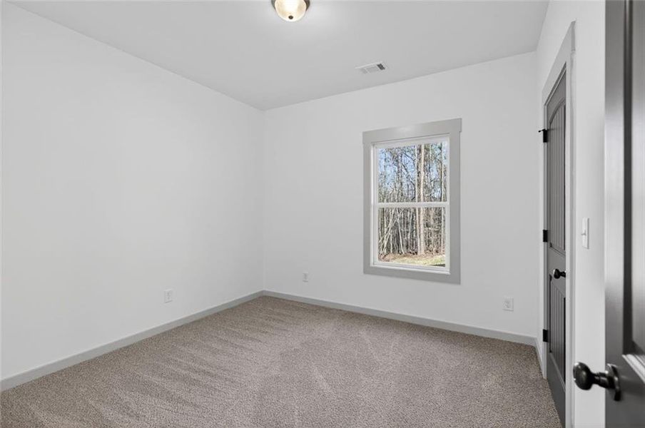 Spacious, unfurnished interior of a new home in , Dallas (Image 17).