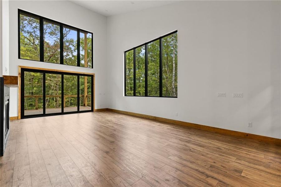 Spacious, unfurnished interior of a new home in , Mineral Bluff (Image 8).