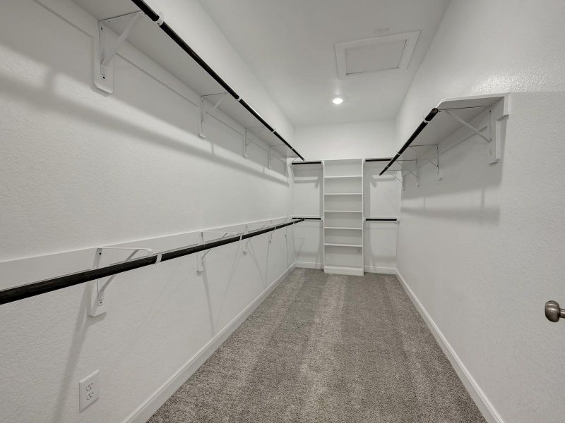 Photo is not of the actual home, but is an inspirational photo of builder’s model home and may depict options, furnishings, and/or decorator features that are not included Photo is not of the actual home, but is an inspirational photo of builder’s model home and may depict options, furnishings, and/or decorator features that are not included