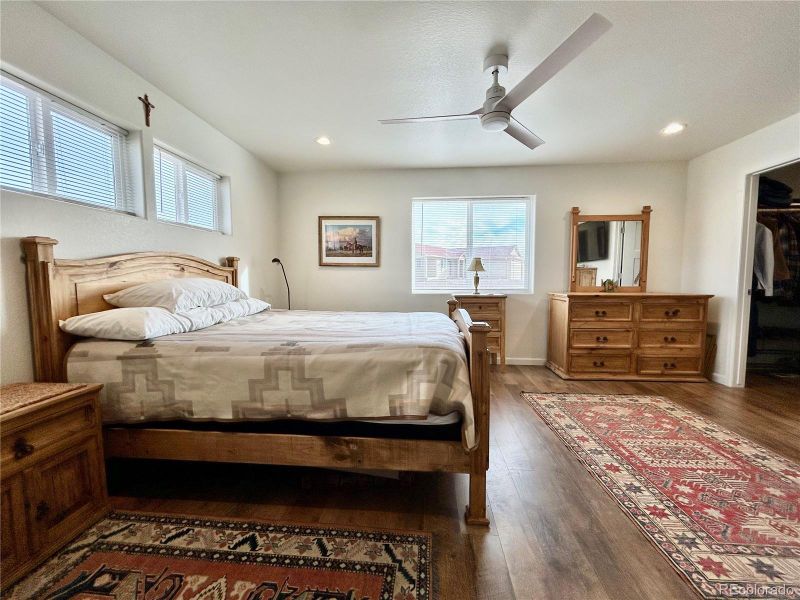 Furnished interior view inside a new home in , Colorado City (Image 14).