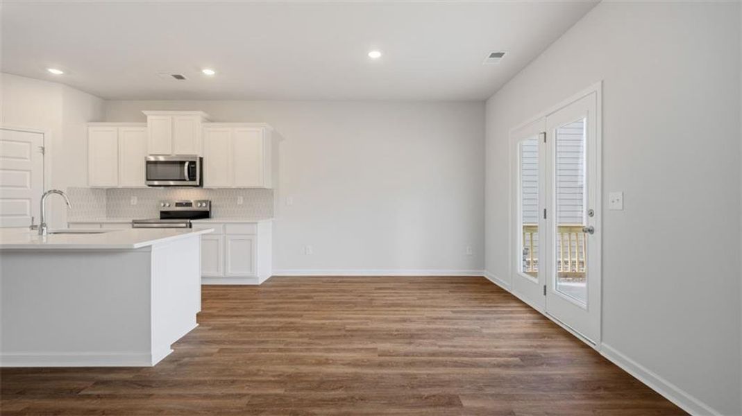 Spacious, unfurnished interior of a new home in Twin Lakes, Hoschton (Image 22).