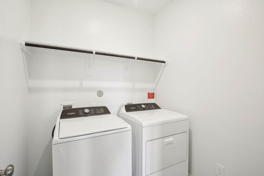 Photo is not of the actual home, but is an inspirational photo of builder’s model home and may depict options, furnishings, and/or decorator features that are not included Photo is not of the actual home, but is an inspirational photo of builder’s model home and may depict options, furnishings, and/or decorator features that are not included