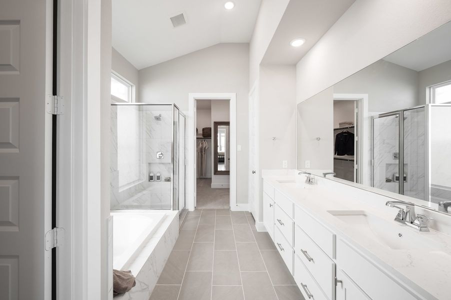 Representative furnished interior of a home built from the Verdin by Tri Pointe Homes in Pecan Ridge, Fulshear (Image 61).
