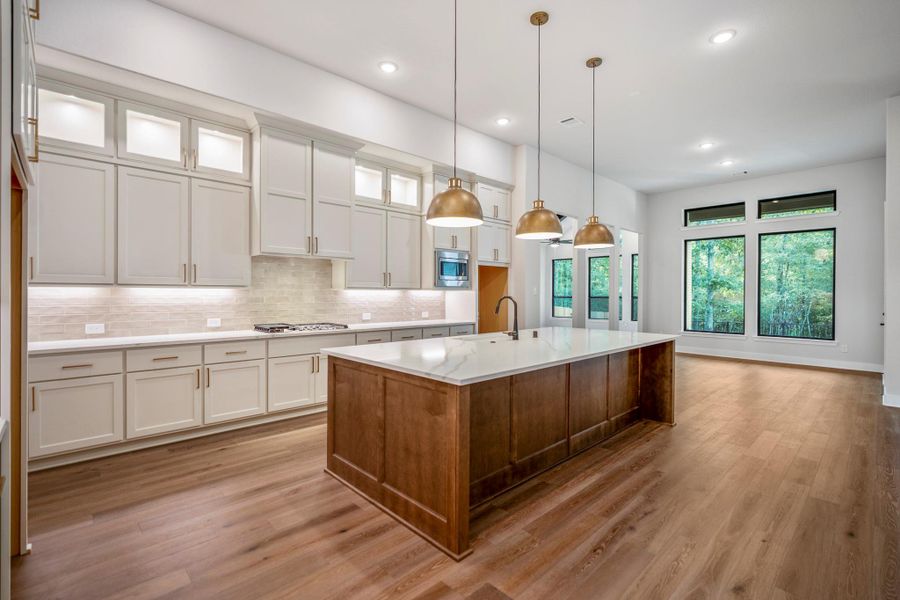 Furnished interior view inside a new home in The Woodlands Hills, Willis (Image 8). Furnished interior view inside a new home in The Woodlands Hills, Willis (Image 8).