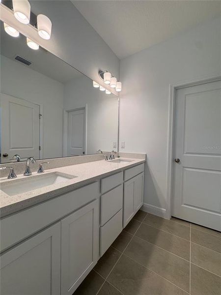 Furnished interior view inside a new home in Hills of Minneola, Minneola (Image 6). Furnished interior view inside a new home in Hills of Minneola, Minneola (Image 6).