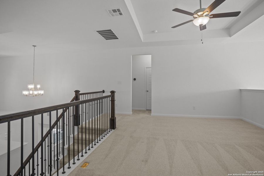 Spacious, unfurnished interior of a new home in Stillwater Ranch, San Antonio (Image 28). Spacious, unfurnished interior of a new home in Stillwater Ranch, San Antonio (Image 28).