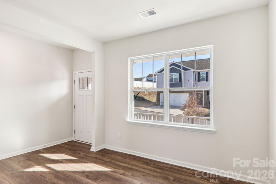 Spacious, unfurnished interior of a new home in Rydele Heights, Asheville (Image 22).