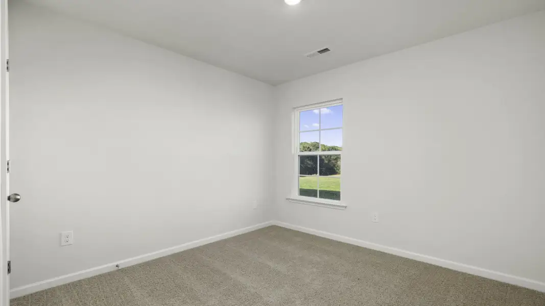 Spacious, unfurnished interior of a new home in Quail Haven, Winston-Salem (Image 13). Spacious, unfurnished interior of a new home in Quail Haven, Winston-Salem (Image 13).