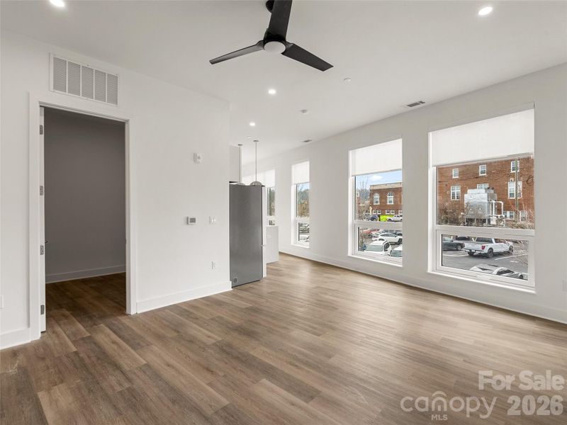 Spacious, unfurnished interior of a new home in , Asheville (Image 17).