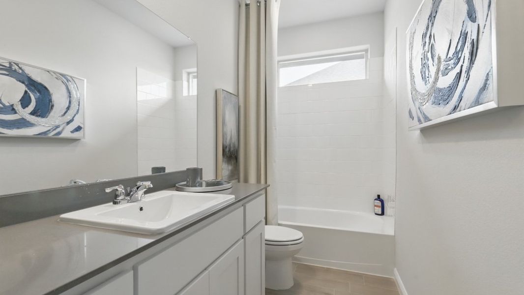 Furnished interior view inside a new home in Saratoga, Granbury (Image 30). Furnished interior view inside a new home in Saratoga, Granbury (Image 30).