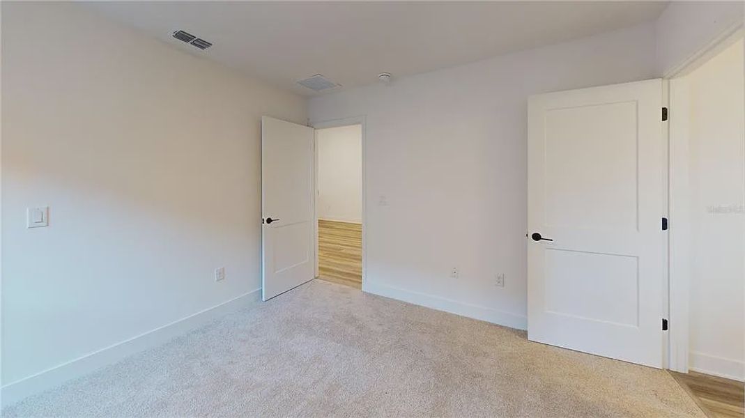 Spacious, unfurnished interior of a new home in Briarwood, Alachua (Image 22).