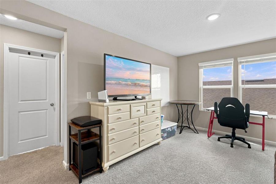 Furnished interior view inside a new home in Seasons at Eden Hills, Lake Alfred (Image 15). Furnished interior view inside a new home in Seasons at Eden Hills, Lake Alfred (Image 15).