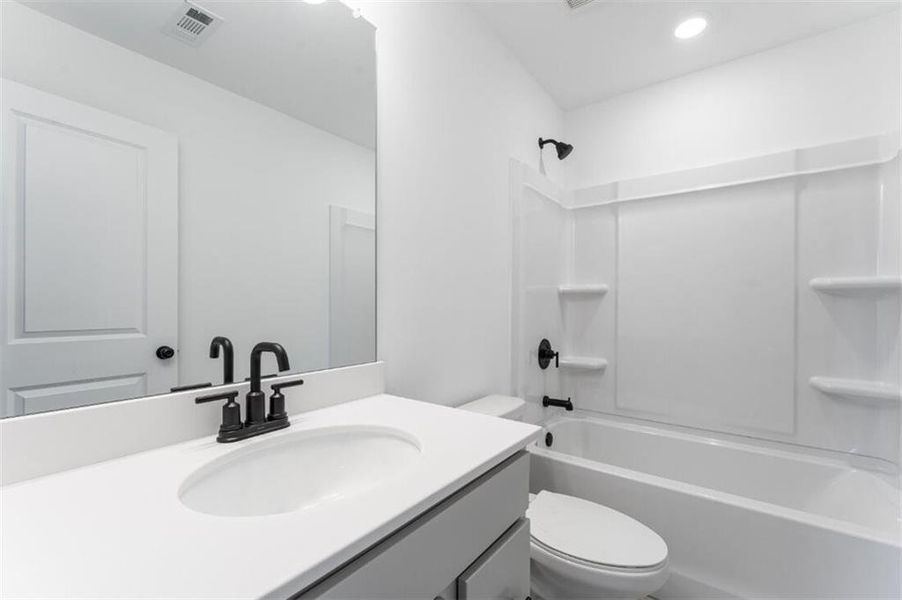 Furnished interior view inside a new home in Rosewood Farm, Lawrenceville (Image 8).