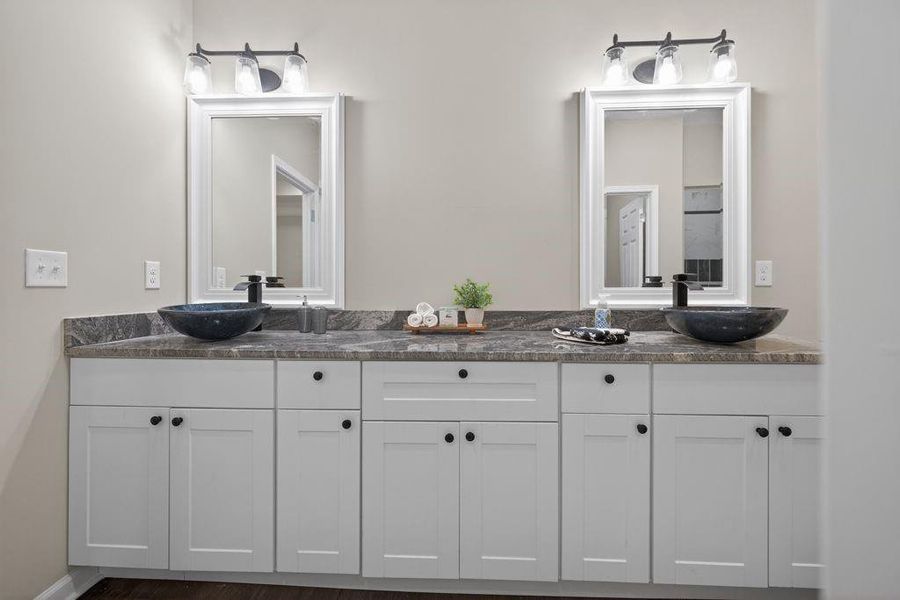 Furnished interior view inside a new home in , Oxford (Image 25).