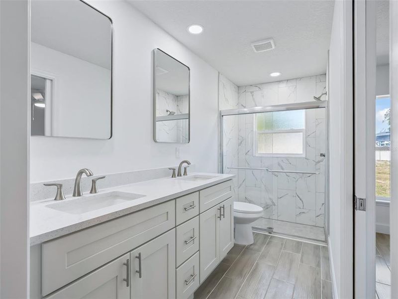 Furnished interior view inside a new home in , Ocala (Image 13).