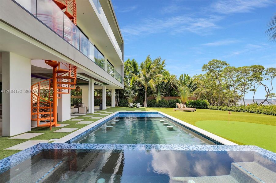 Exterior details and patio area of a home in , Key Largo (Image 32). Exterior details and patio area of a home in , Key Largo (Image 32).