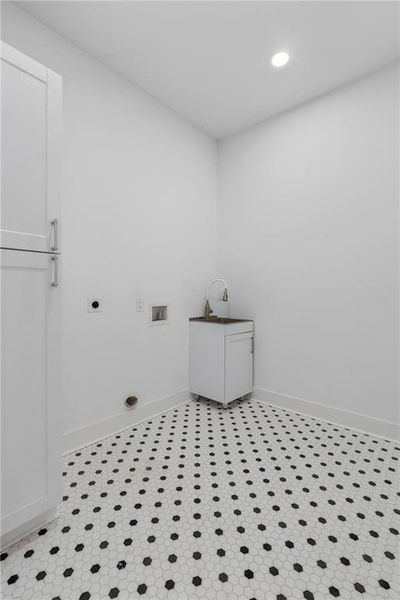 Spacious, unfurnished interior of a new home in , Atlanta (Image 24).