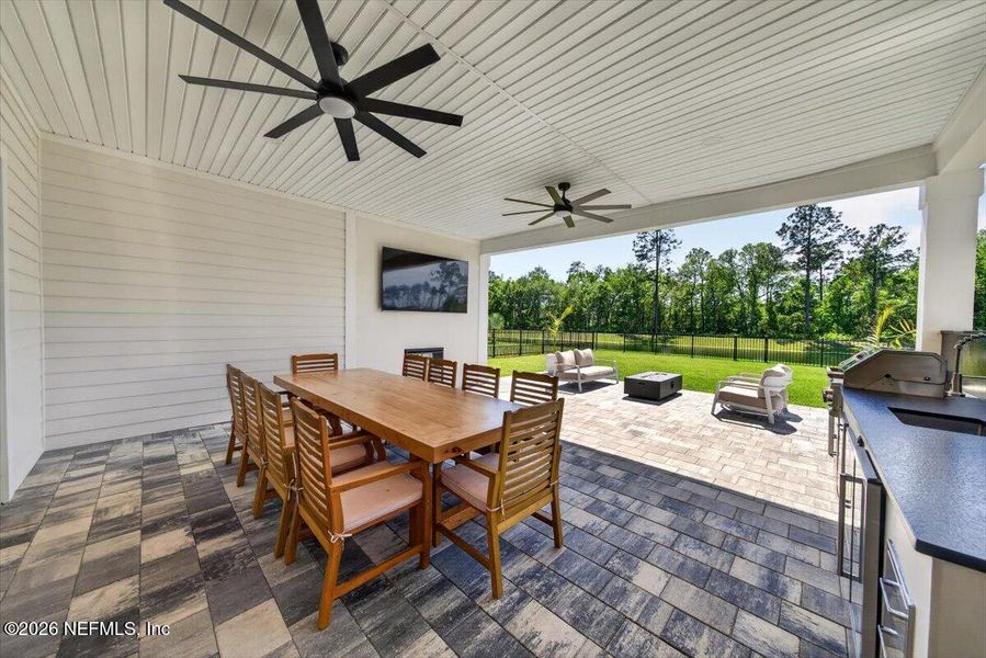 Exterior details and patio area of a home in , St. Johns (Image 3).
