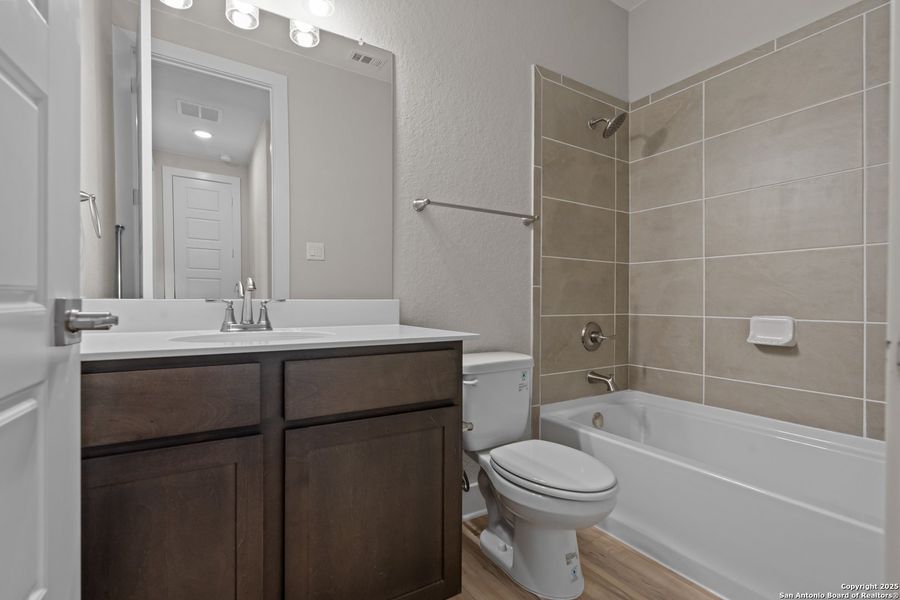 Furnished interior view inside a new home in Esperanza – New Phase Now Selling, Boerne (Image 15). Furnished interior view inside a new home in Esperanza – New Phase Now Selling, Boerne (Image 15).