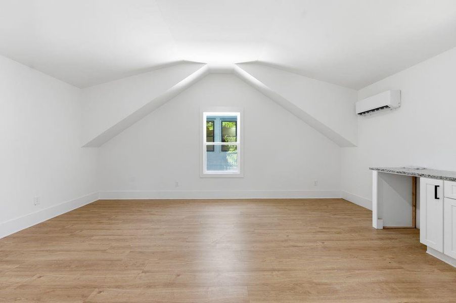 Spacious, unfurnished interior of a new home in , Atlanta (Image 22).