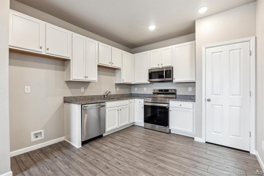 Furnished interior view inside a new home in Pintail Commons at Johnstown Village, Johnstown (Image 4).