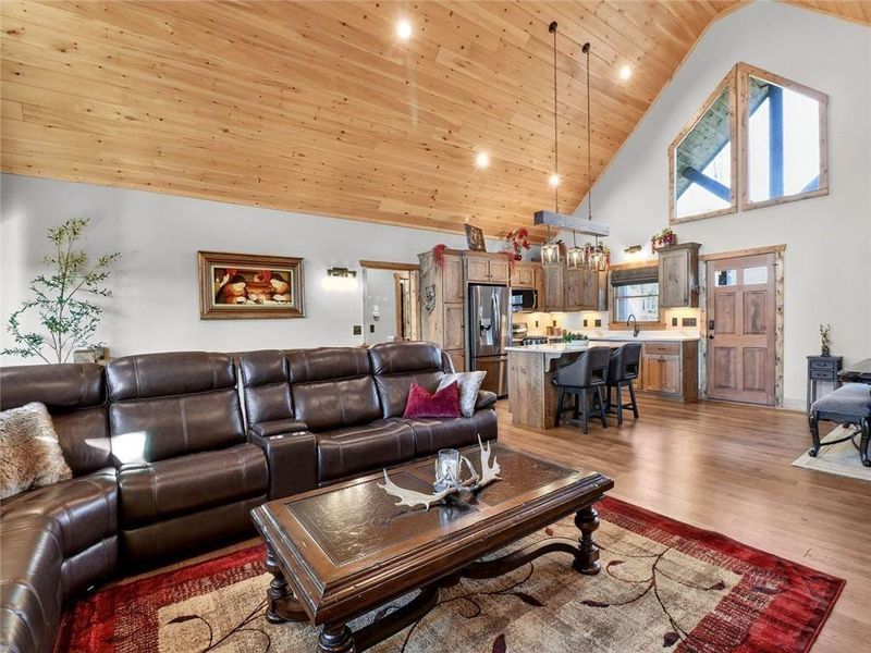 Community amenities in , Ellijay (Image 96).