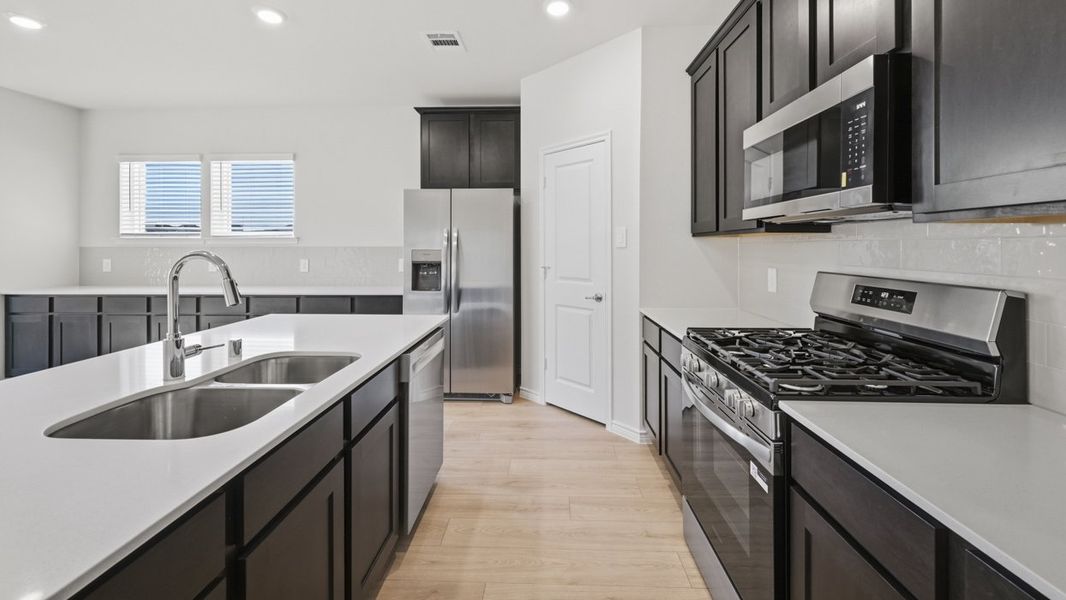 Representative furnished interior of a home built from the Oakridge by D.R. Horton in Morning Ridge, Princeton (Image 7).