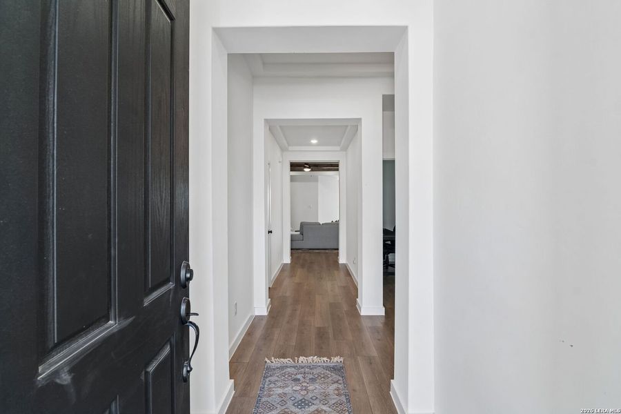 Spacious, unfurnished interior of a new home in Hickory Ridge, Elmendorf (Image 20).