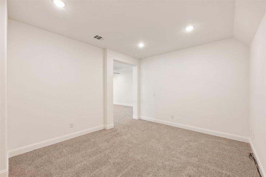 Spacious, unfurnished interior of a new home in Painted Tree Woodland District 50, McKinney (Image 30). Spacious, unfurnished interior of a new home in Painted Tree Woodland District 50, McKinney (Image 30).