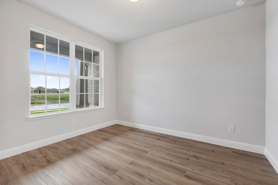 Spacious, unfurnished interior of a new home in Waverly Estates, Nevada (Image 59).