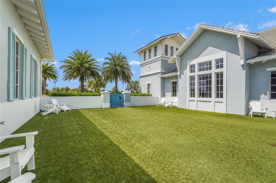 Front exterior of a new home in , Lakewood Ranch, FL, highlighting curb appeal (Image 26).