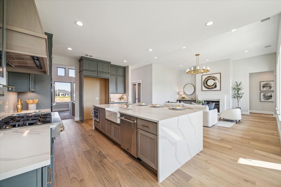 Furnished interior view inside a new home in Sienna, Missouri City (Image 13).