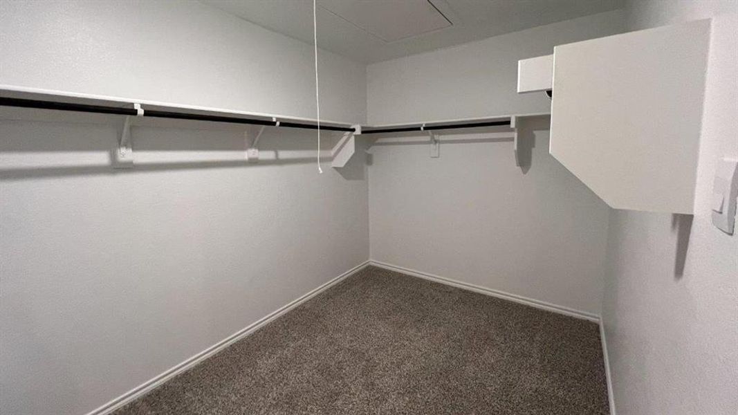 Spacious, unfurnished interior of a new home in Rosewood at Beltmill, Fort Worth (Image 10).