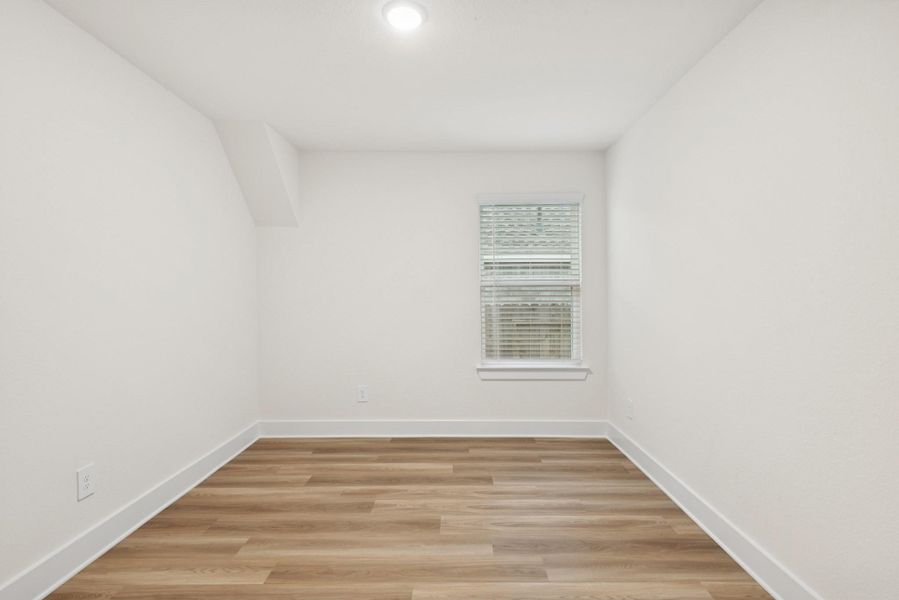 Spacious, unfurnished interior of a new home in Magnolia Ridge, Magnolia (Image 21).