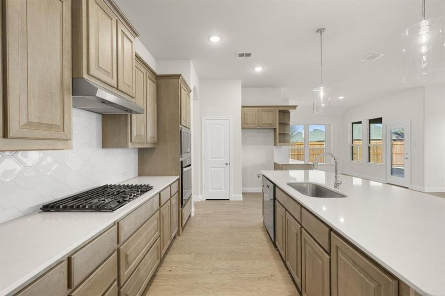 901 Meadowview- Kitchen-3