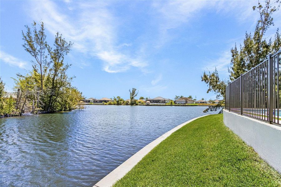Community amenities in , Cape Coral (Image 27).