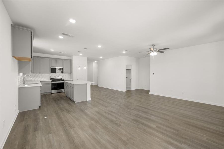 10940 Cacao- Dining-2