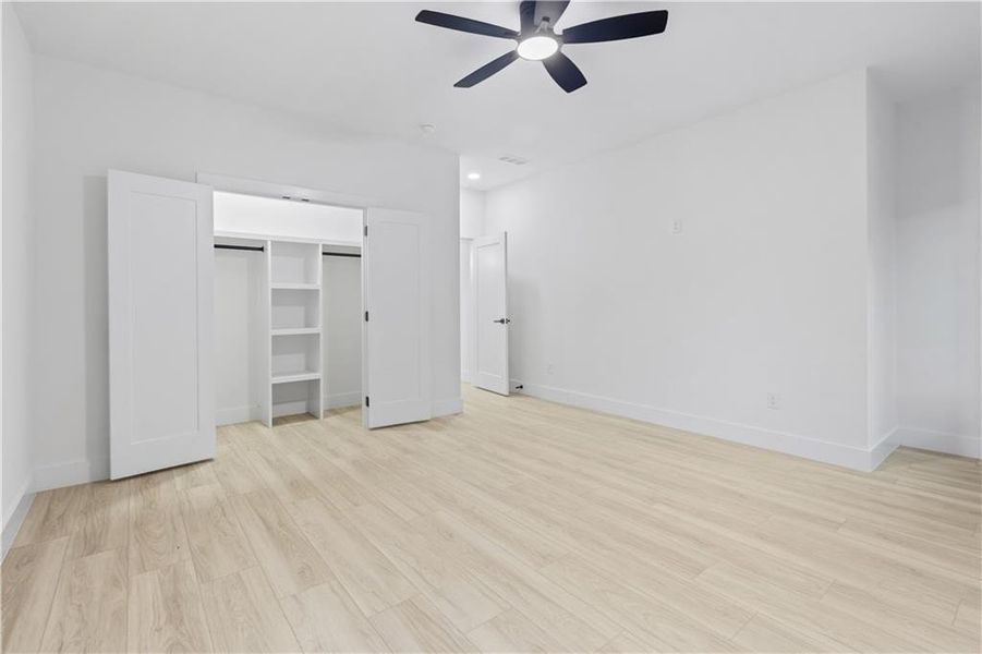 Spacious, unfurnished interior of a new home in , Lawrenceville (Image 19).