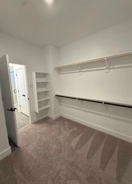 Spacious, unfurnished interior of a new home in Sage Collection – Freedom at Anthem, Kyle (Image 9).