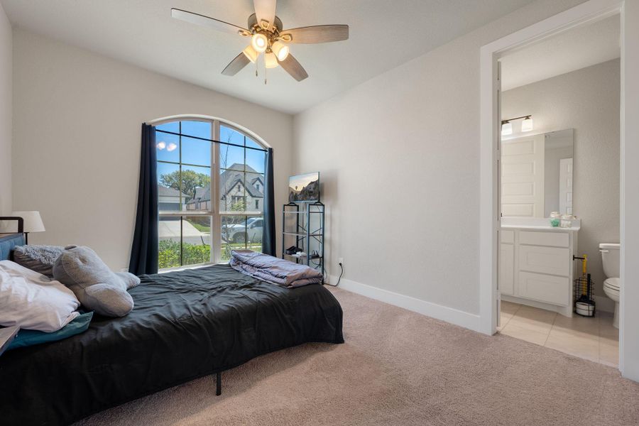 Furnished interior view inside a new home in 6 Creeks, Kyle (Image 19). Furnished interior view inside a new home in 6 Creeks, Kyle (Image 19).