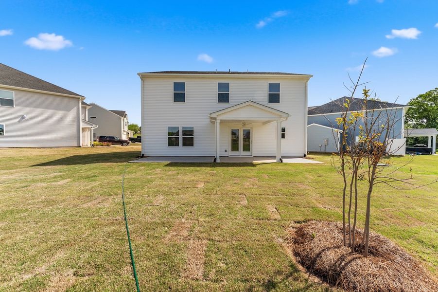 Exterior details and patio area of a home in Radley Place, Chesnee (Image 3).